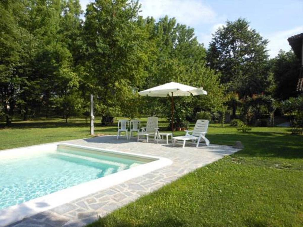 Locanda Del Molino Vecchio Magliano Alfieri Rom bilde